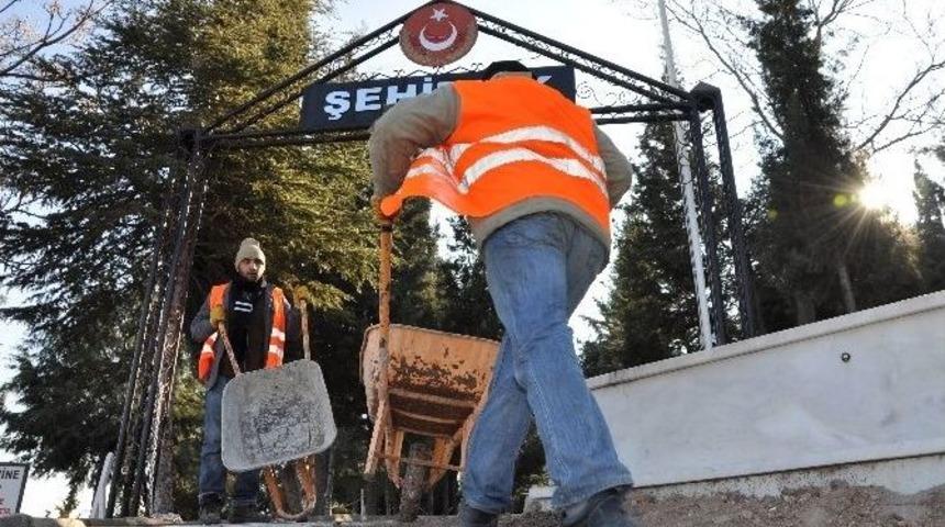 Bilecik Şehitlik Mezarlığında Kapsamlı &Ccedil;alışma