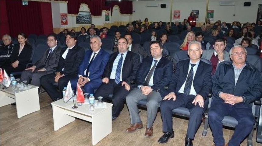 Kızılay Haftası Kapsamında &Ouml;ğrenciler &Ouml;d&uuml;llerini Aldı