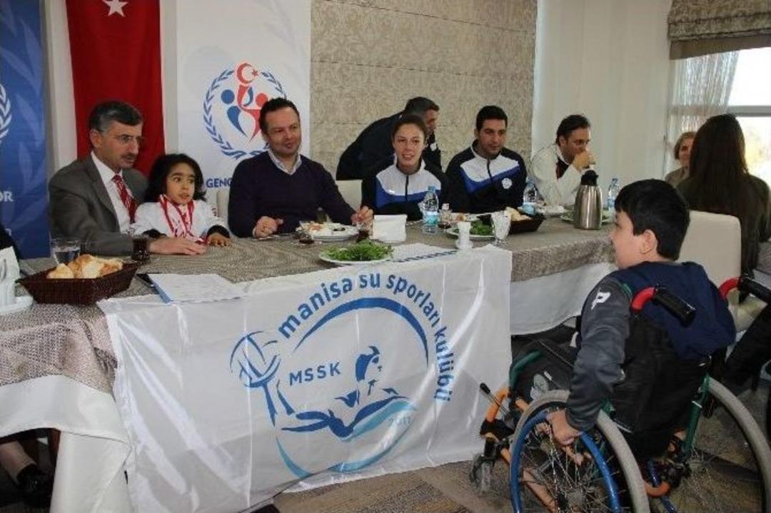 Engelli Y&uuml;z&uuml;c&uuml;ler Manisa&rsquo;nın Gururu Oldular