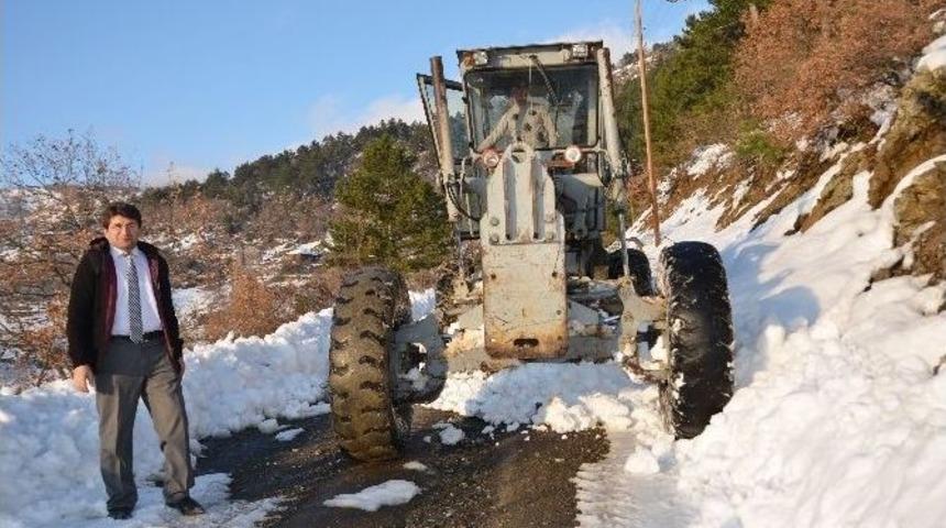 Kışın, Kimsesiz K&ouml;y Oluyor