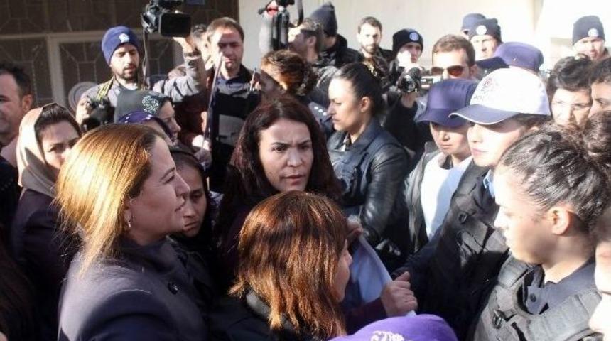 Muhatap &Ccedil;ıkmayınca Y&uuml;r&uuml;mekten Vazge&ccedil;tiler