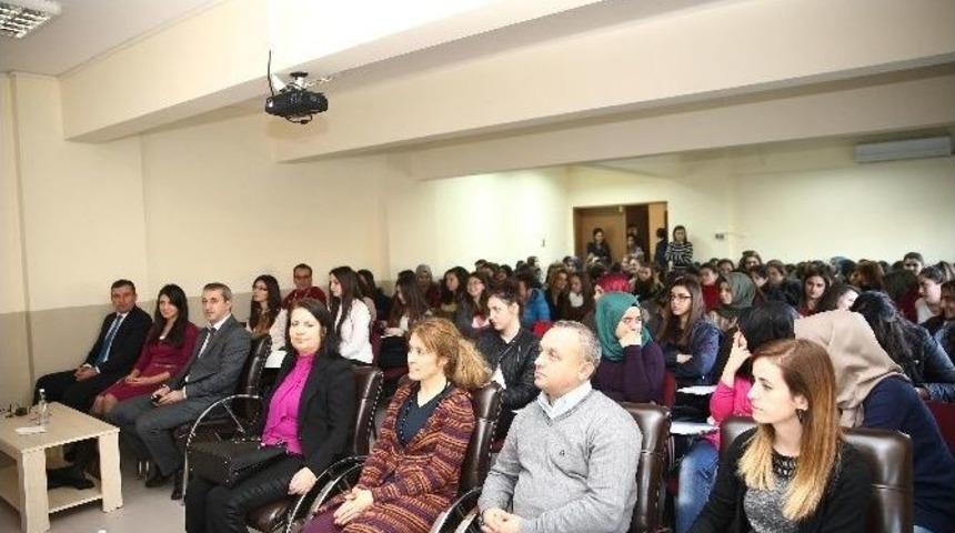 İşkur, &Uuml;niversite &Ouml;ğrencileri İle Buluştu