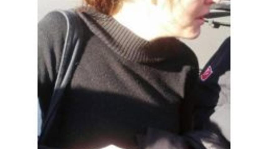 Diyarbakır&rsquo;da Kara &Ccedil;arşaf Giymiş Bir İngiliz Kadın G&ouml;zaltına Alındı