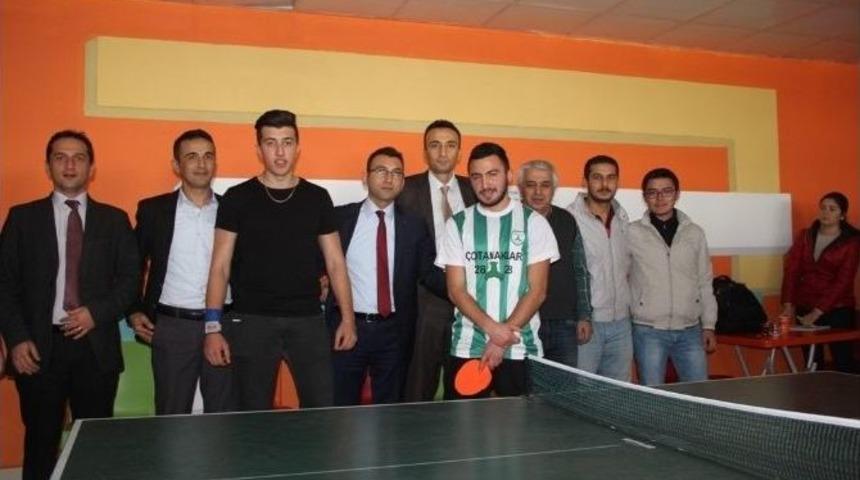 Burhaniye Uygulamalı Bilimlerde Masa Tenisi