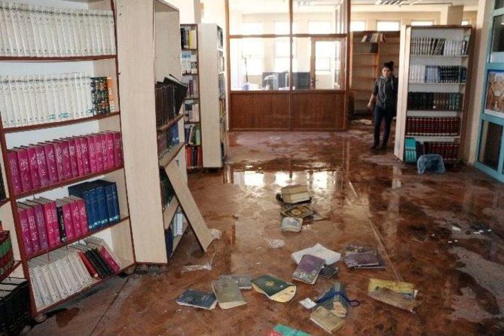 Şırnaklı Çocuklar Kitapsız Kaldı G5