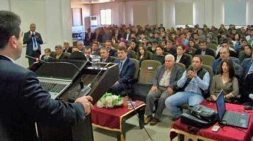 Hassa&rsquo;da "volkan Jeomorfolojisi Ve Bitki &Ouml;rt&uuml;s&uuml;" Konferansı