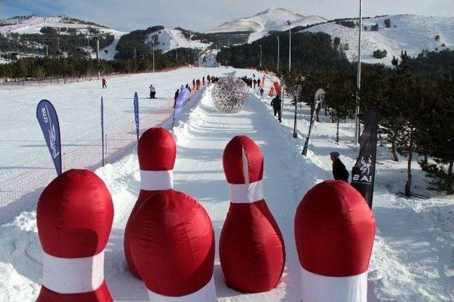 Palandöken’in Yeni Eğlencesi ’human Bowling’