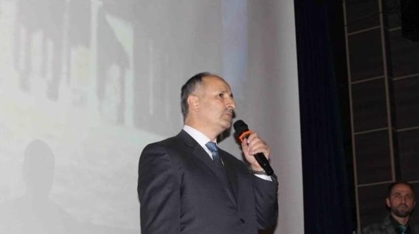 &Ccedil;aycuma&rsquo;da "iman Ve Namaz Şuuru" Konulu Konferans D&uuml;zenlendi