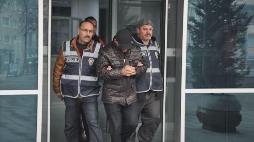 Vekilin Eski Eşinin Aracını Kurşunlayan Zanlı Yakalandı