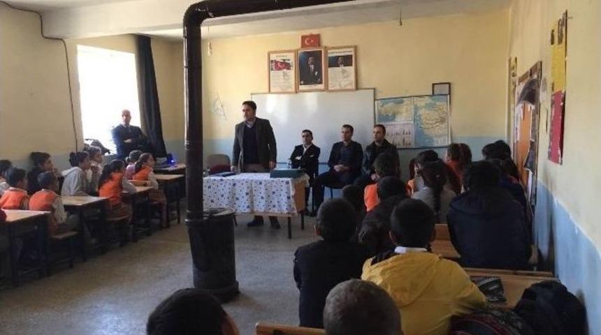 &Ouml;ğrencilere Mesleki Farkındalık Eğitimi Verildi