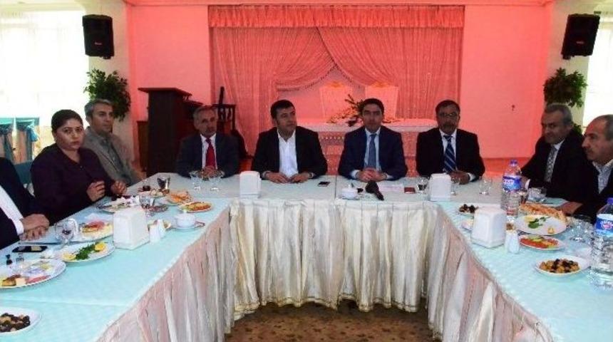 Chp Malatya İl Y&ouml;netimi Basına Tanıtıldı