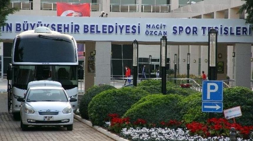 Mersin İdmanyurdu&rsquo;nda &rsquo;ma&ccedil; Boykotu&rsquo; Krizi &Ccedil;&ouml;z&uuml;ld&uuml;