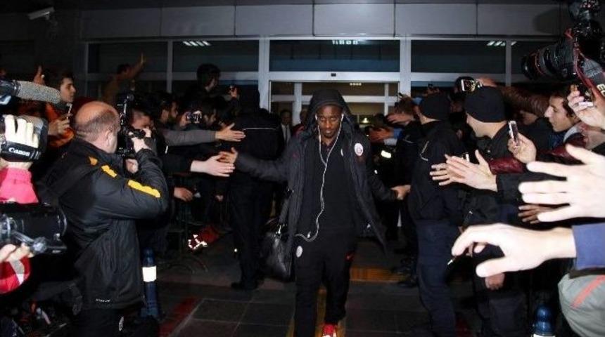 Galatasaray Kafilesi Kayseri&rsquo;de Coşkuyla Karşılandı