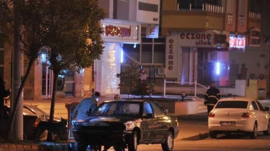 Polis Kovaladığı İran Plakalı Ara&ccedil; Alev Aldı