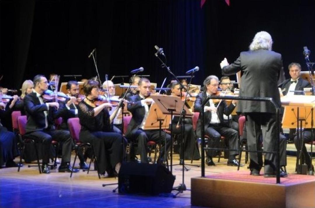Klasik M&uuml;zik İle Elazığ M&uuml;ziğini Harmanlayan Orkestra Konseri B&uuml;y&uuml;k İlgi G&ouml;rd&uuml;