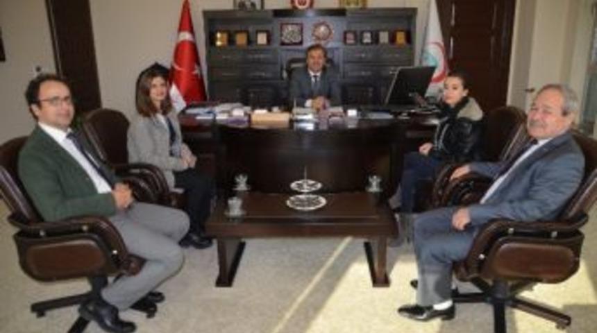 Tuğba Yurt&rsquo;tan Hastaneler Birliğine Destek