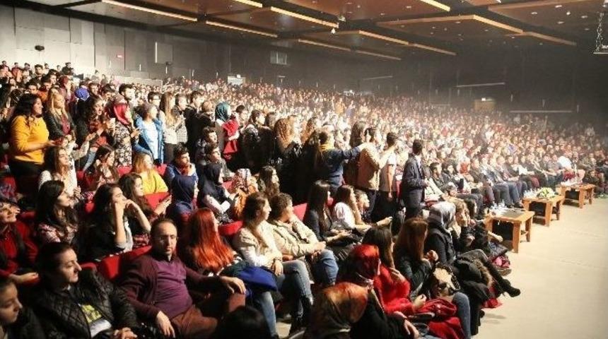 B&uuml;y&uuml;kşehir&rsquo;den Muhteşem Konser