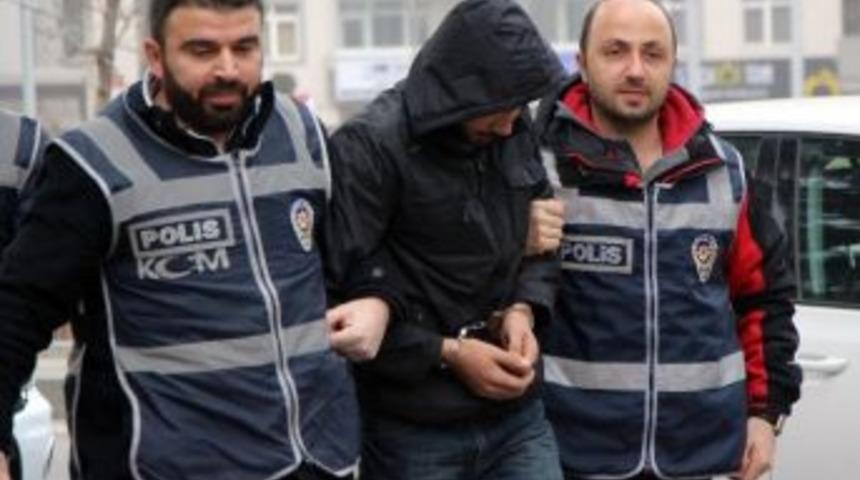 Sahte Paralarla Pazarda Alışveriş Yaparken Yakalandı