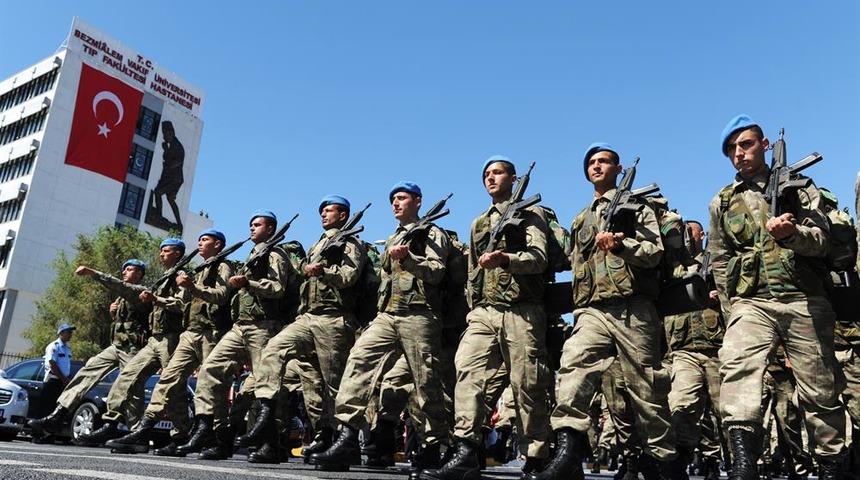 Askerlik kısalıyor mu? Askerlik kaç ay olacak? Yeni askerlik sisteminin ayrıntıları belli oluyor