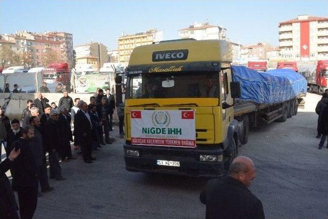 Niğde’den Türkmenlere 20 Tır Yardım Yola Çıktı