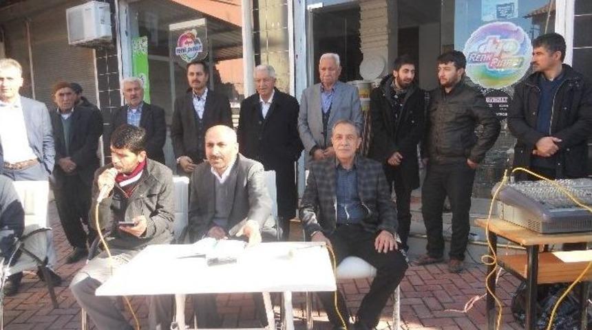 Umreye Gidenler G&ouml;zyaşları İle Uğurlandı