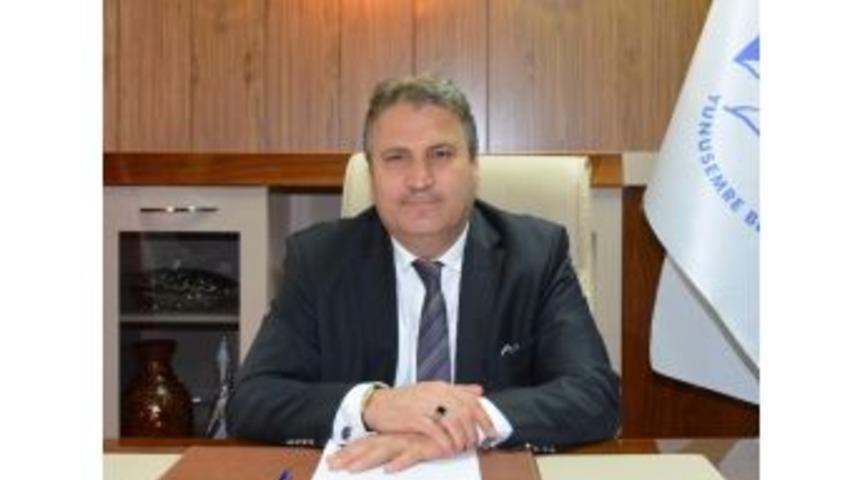 Başkan &Ccedil;er&ccedil;i: "mehmet Akif, &Ouml;rnek Bir Şahsiyettir&rdquo;