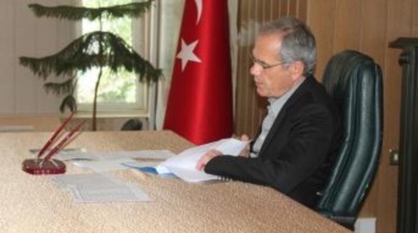 Dinar&rsquo;da 2015 Yılında 106 Adet Yapı Ruhsatı 106 Adet Yapı Kullanma Ruhsatı Verildi