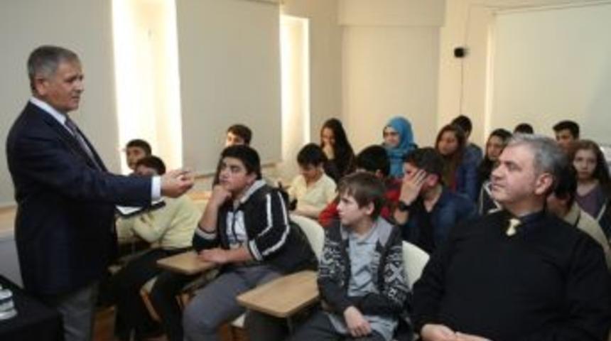 Bilgi Evinde &ldquo;akran Arabulucuğu&rdquo; Konulu Eğitim Verildi