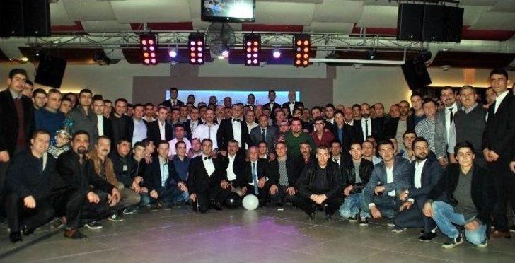 Okt Trailer Ailesi Yılbaşını Erken Kutladı G2