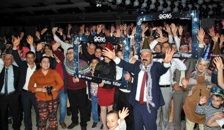 Okt Trailer Ailesi Yılbaşını Erken Kutladı G4