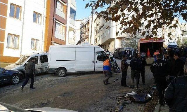 Maltepe’de Freni Boşalan Kamyon 12 Aracı Hurdaya Çevirdi