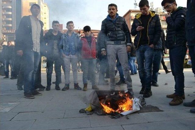 Açıklama Yapan Hdp’li Gruba Vatandaşlardan Tepki