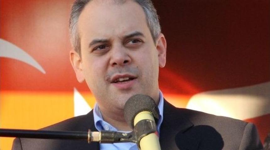 Bakan Kılı&ccedil;, B&uuml;y&uuml;kl&uuml; Anadolu Lisesi&rsquo;nin Temelini Attı