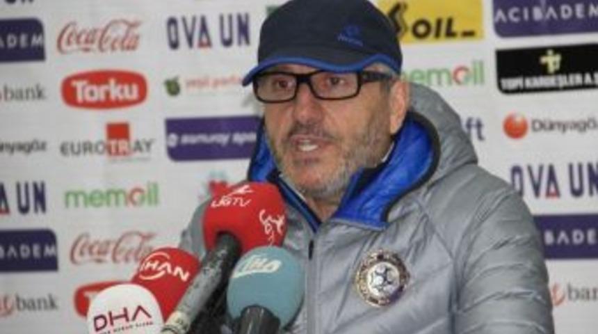 Ak&ccedil;ay: "&ccedil;ok İyi Bir Ekibe Karşı Bir Puan Almak Bizim A&ccedil;ımızdan Yararlı"