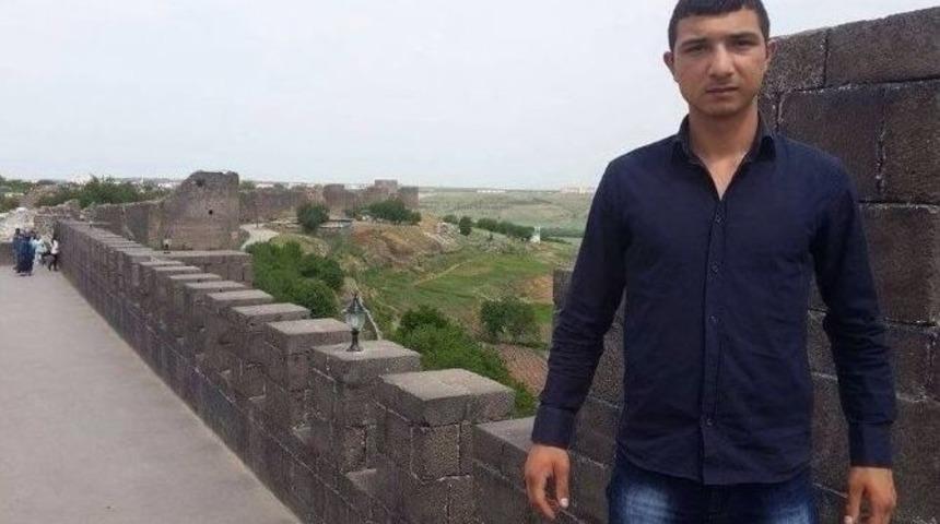 Ş&uuml;pheli Yolcu Rus Menşeli Suikast Silahıyla Yakalandı