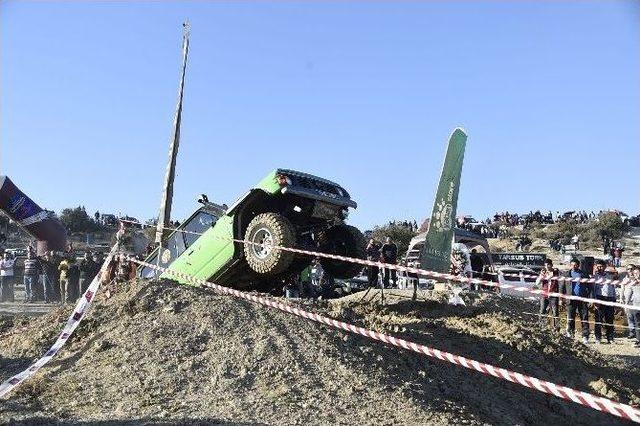 Off Road Yarışmaları Nefes Kesti