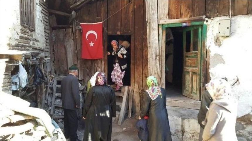 Şehit Faruk Gezen&rsquo;in Evinde Yas Var