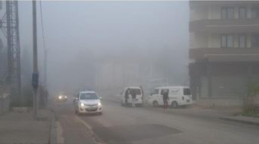 Yoğun Sis Hayatı Olumsuz Etkiliyor