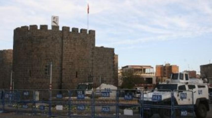 Sur&rsquo;da &Ccedil;atışmalar S&uuml;r&uuml;yor