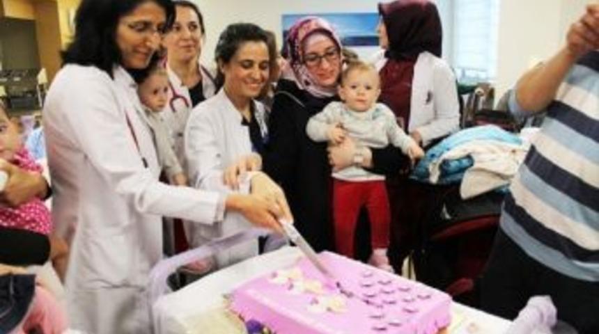 Turgut &Ouml;zal &Uuml;niversitesi Hastanesi Premat&uuml;re Doğan &Ccedil;ocukları Unutmadı