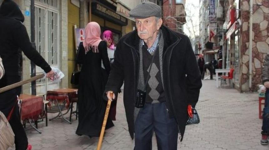 Teselliyi M&uuml;zikte Arıyor