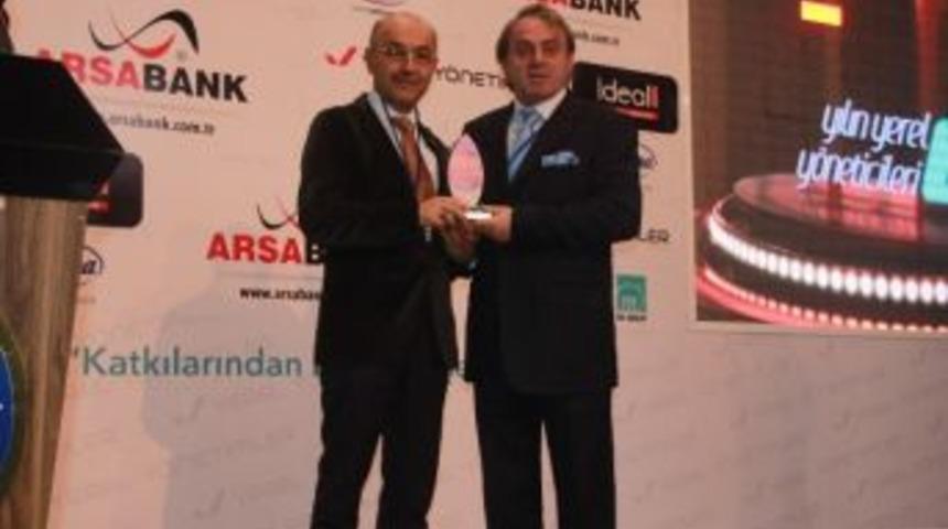 Amasra Belediye Başkanı Timur, Yılın Yerel Y&ouml;neticisi Se&ccedil;ildi