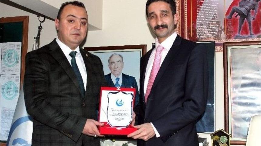 &Ccedil;etinkaya, &ldquo;suriye Sorunu Ve B&ouml;lgedeki T&uuml;rk Varlığı&rdquo; Konferansına Katıldı