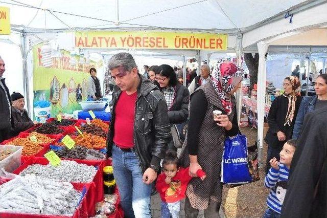 Adana’da Yöresel Ürünler Festivali Açıldı