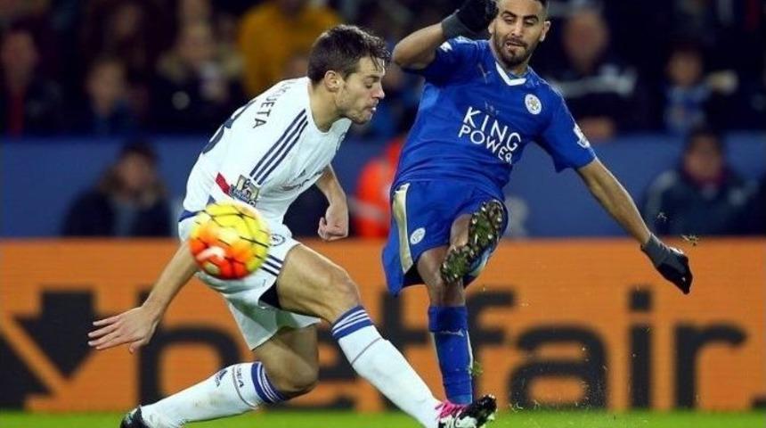 Premıer Lig&rsquo;in Yıldızları S&ouml;nd&uuml;, Cezayirli Mahrez Lige Damga Vurdu