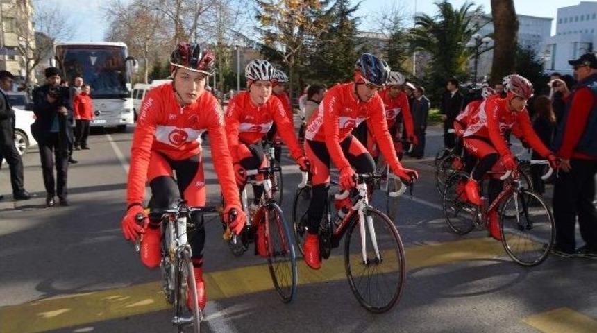 Sarıkamış Şehitliği&rsquo;ne Trabzon&rsquo;dan Toprak