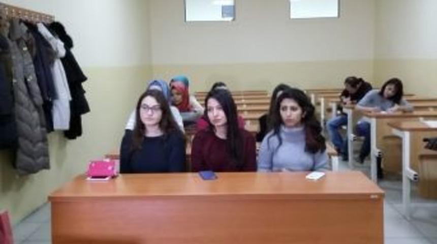 &Ccedil;ocuk İstismarına Karşı: &lsquo;korunmak İ&ccedil;in Farkında Ol&rsquo;