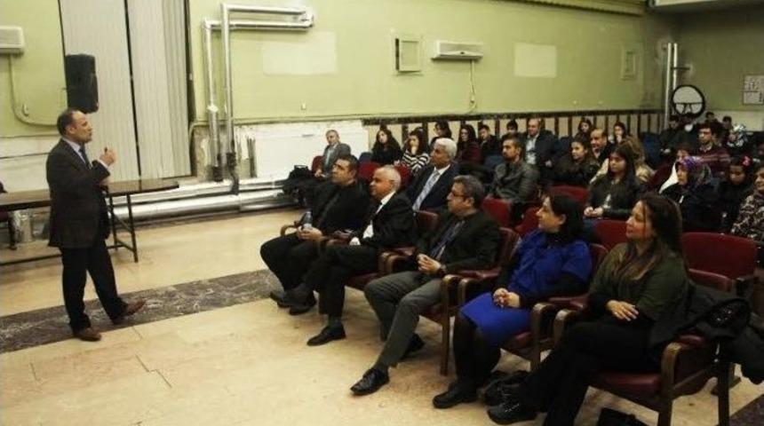 Tıp Fak&uuml;ltesi Halk Buluşmasında, &Ccedil;ocuk Ve Erişkinlerde Dikkat Eksikliği Ele Alındı