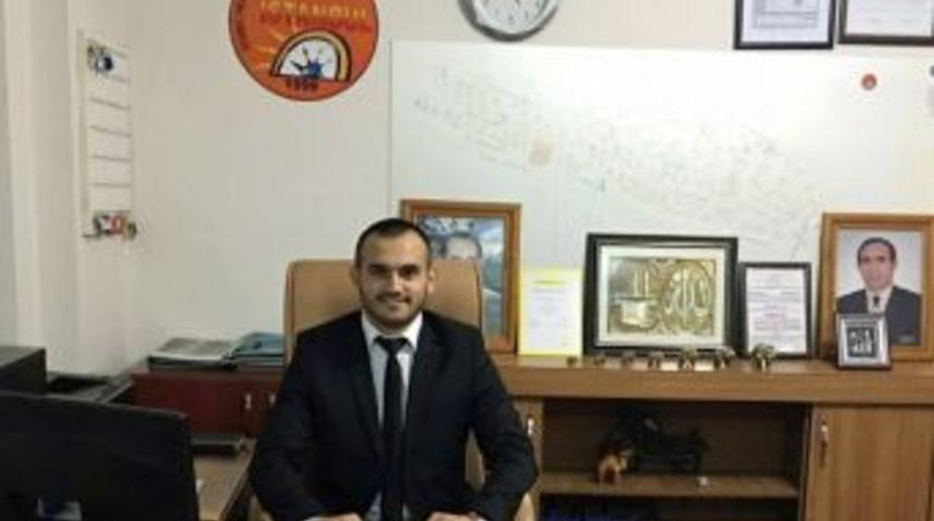 Semih &Ccedil;akır, Bilişimden Sorumlu Danışman Oldu