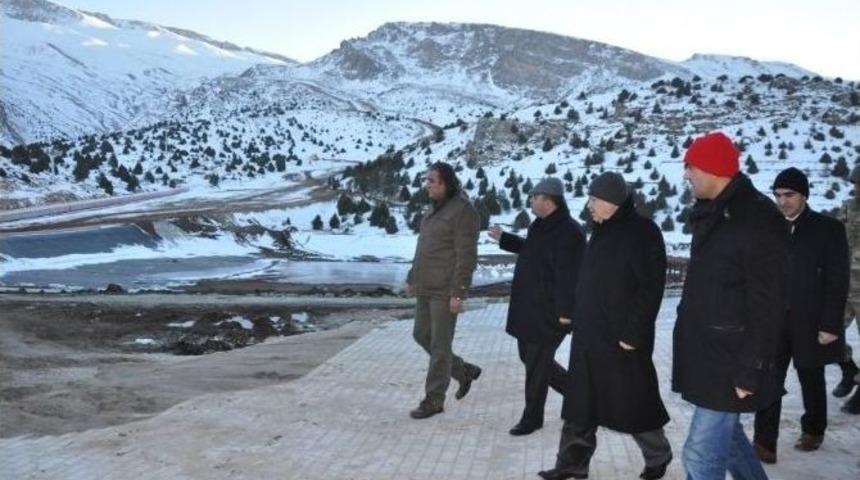Vali Kahraman Ergan Dağı&rsquo;nda İncelemelerde Bulundu